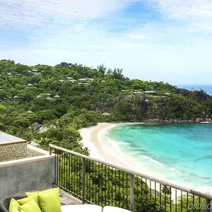 Üdülőközpont Four Seasons Seychelles