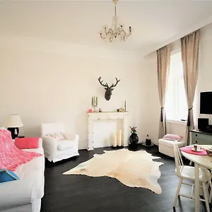 Apartament Alt, Wiedeń